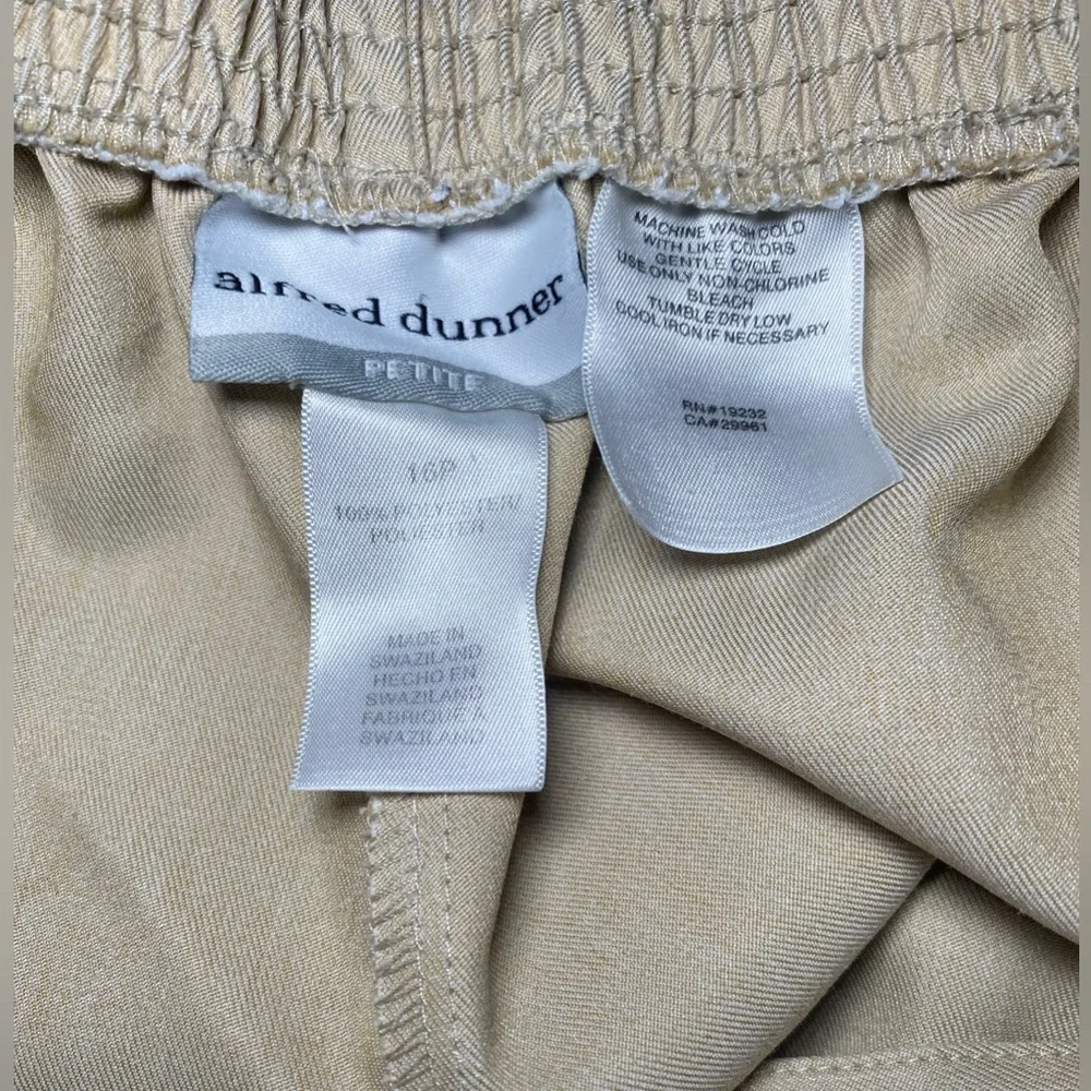 Alfred Dunner Tan Trouser Pants‎ | 16 Petite - Picture 4 of 4